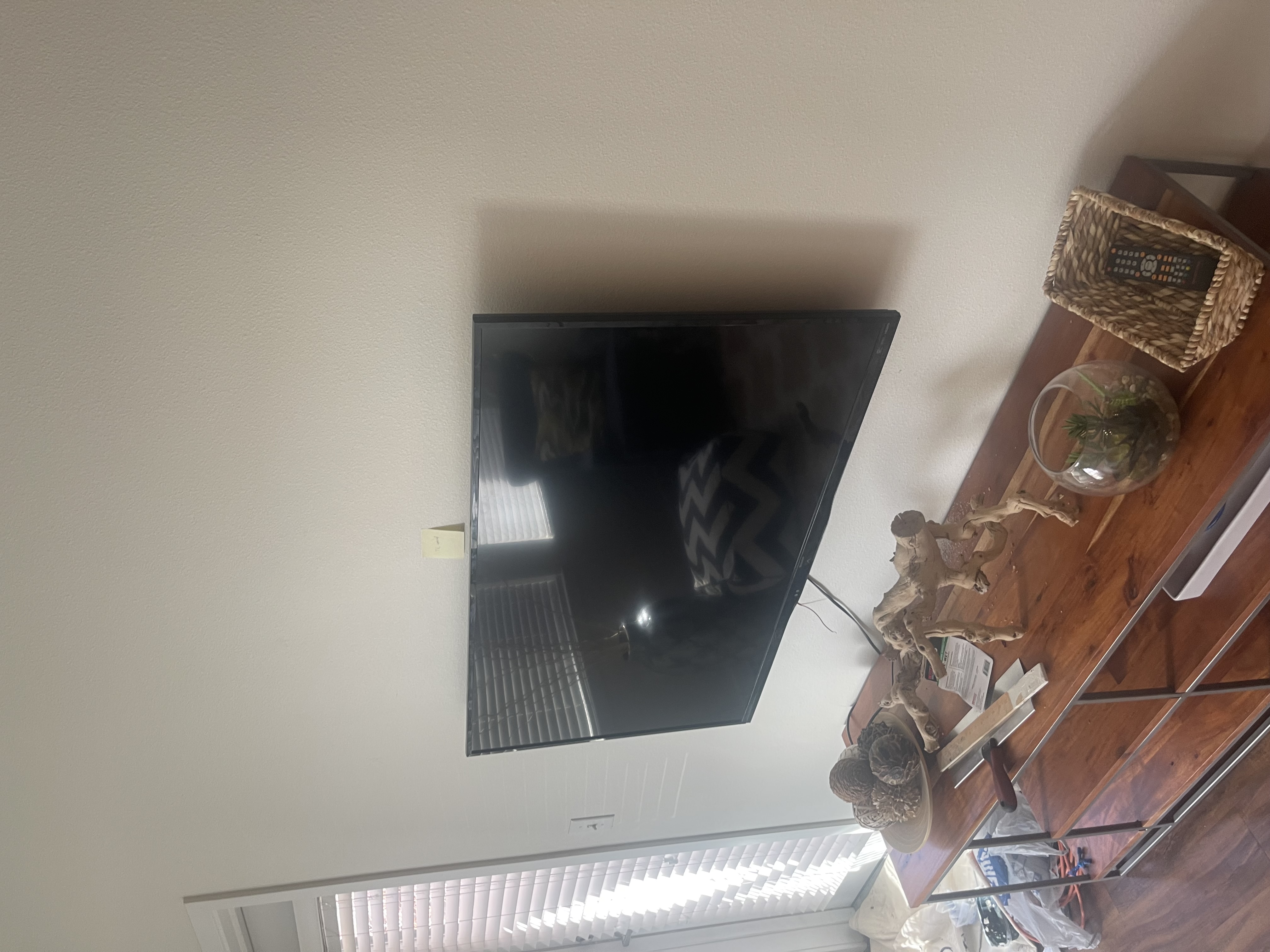 Professional TV Mounting & Installation Services in Longmont, Colorado 80501 Thumbnail